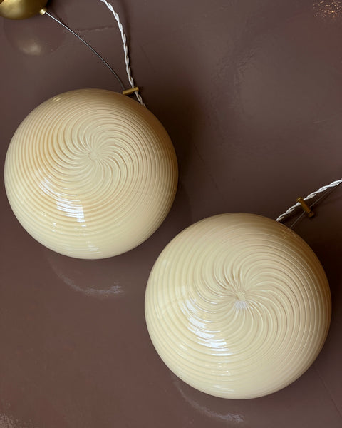Vintage yellow swirl Murano oval ceiling lamp (D22)
