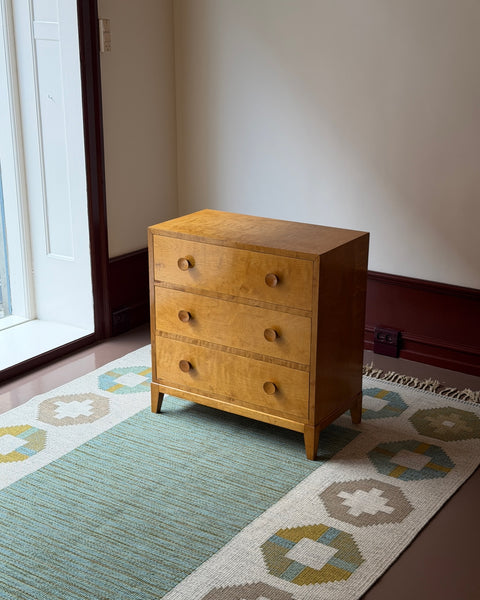 Vintage wooden chest of drawers