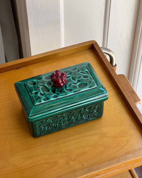 Vintage green ceramic bonbonniere