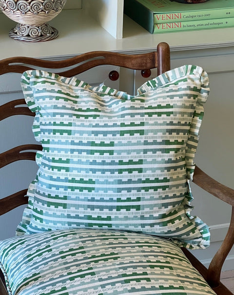 Marianne ruffled cushion - Green