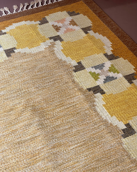 Vintage yellow flat weave rug by Ingegerd Silow (IS)