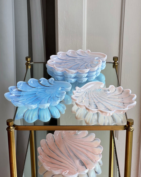 Vintage opal pink shell plate