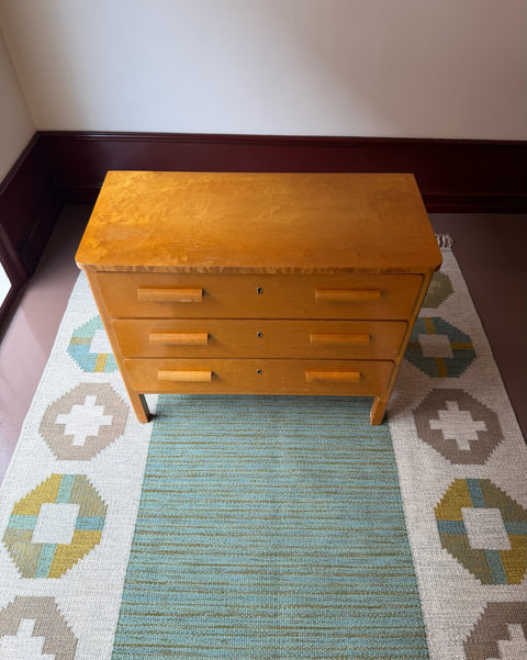 Vintage wooden chest of drawers