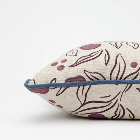 Anita cushion - Plum w. indigo piping