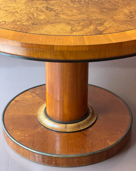 Vintage round lacquered burl wood dining table