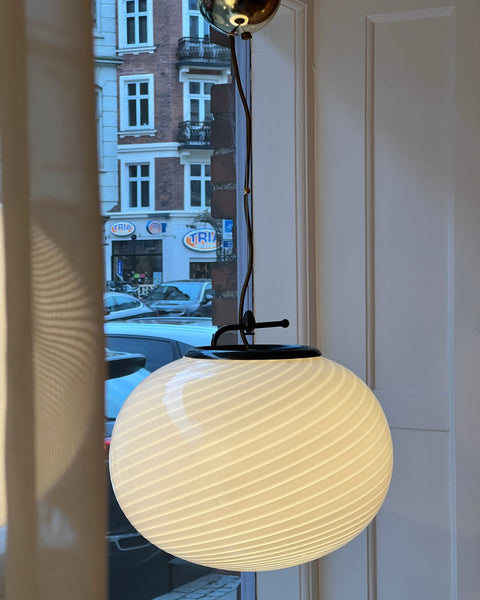 Vintage Murano oval white swirl ceiling lamp (D40)