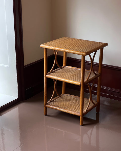 Vintage rattan table / etageres