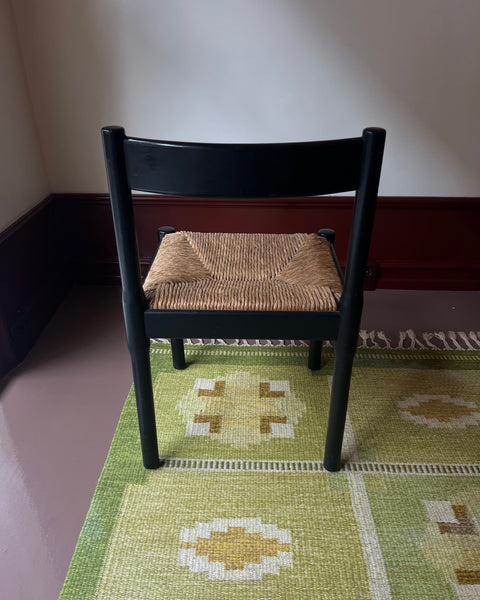 Carimate chair by Vico Magistretti (Glossy black)