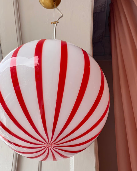 Ceiling lamp - Red vertical stripes (D40)