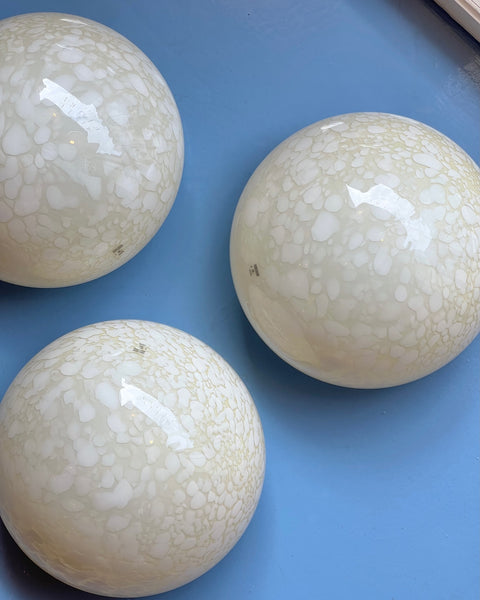 Vintage Murano white/creme dotted ceiling/wall lamp (D24)