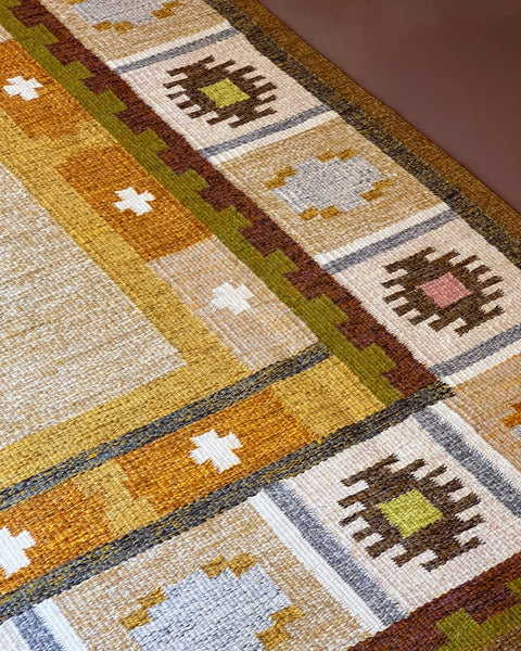 Vintage flat weave rug by Ingegerd Silow (IS)
