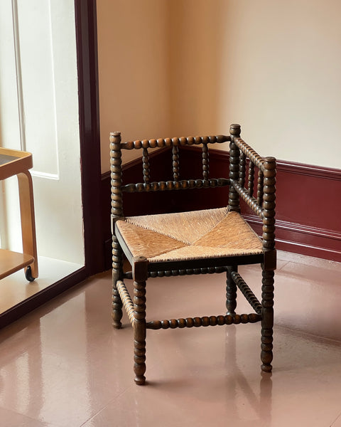 Vintage Bobbin corner chair