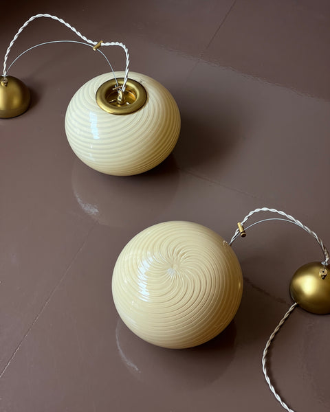 Vintage yellow swirl Murano oval ceiling lamp (D22)