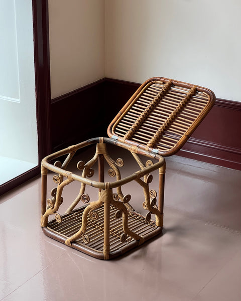 Vintage rattan chest