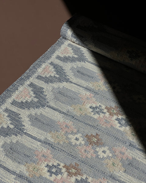 Vintage flat weave rug/runner