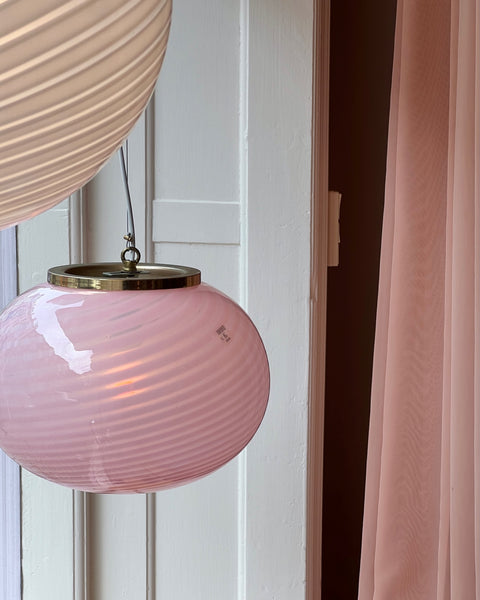 Vintage oval pink swirl Murano ceiling lamp (D40)