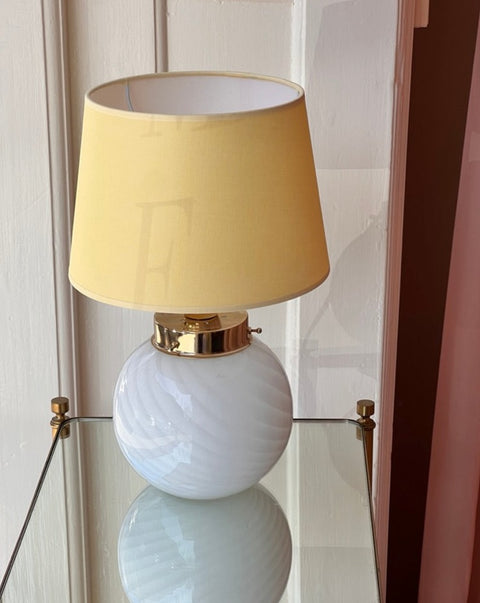 Vintage white swirl Murano table lamp (with shade)