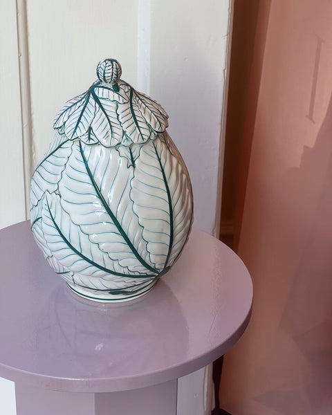 Vintage ceramic leaf bonbonniere