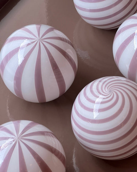 Ceiling lamp - Pink lavender vertical stripes (D20)
