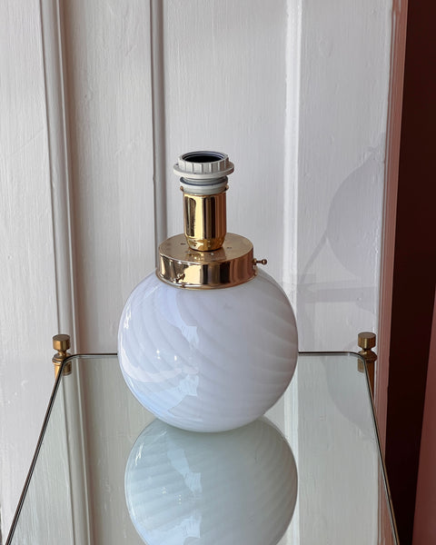 Vintage white swirl Murano table lamp (with shade)