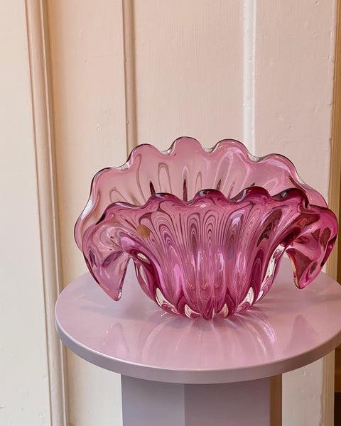 Vintage pink Murano shell bowl