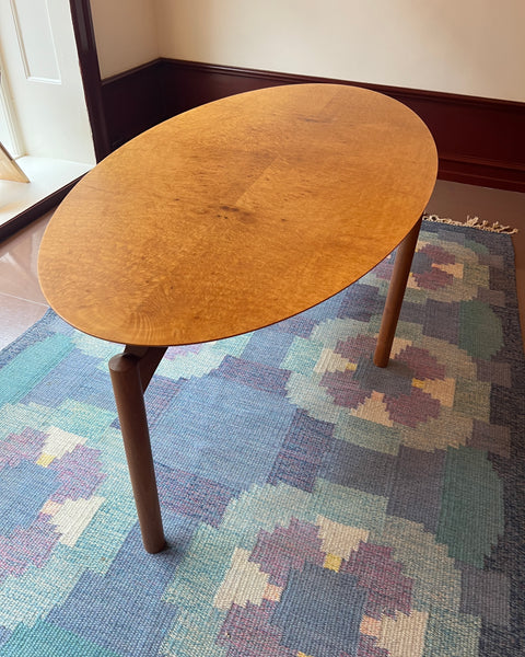 Vintage oak coffee table by Ole Wanscher