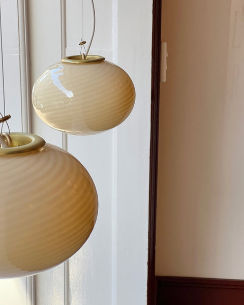 Vintage yellow swirl Murano oval ceiling lamp (D22) (2 available)