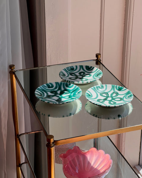 Vintage green / white ceramic plate