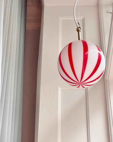 Ceiling lamp - Red vertical stripes (D20)