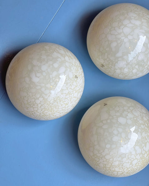 Vintage Murano white/creme dotted ceiling/wall lamp (D24)