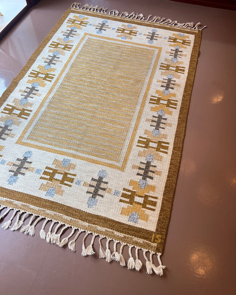 Vintage flat weave rug by Ingegerd Silow (IS)