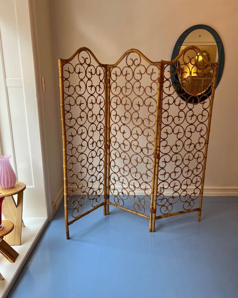 Vintage woven rattan room divider screen/paravant