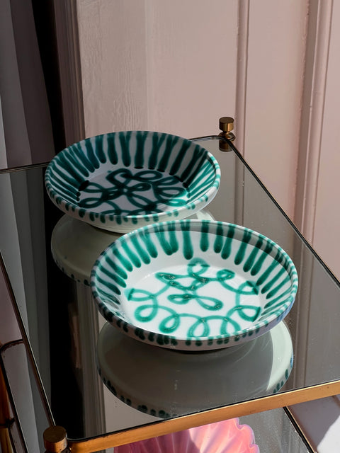 Vintage green / white ceramic plate