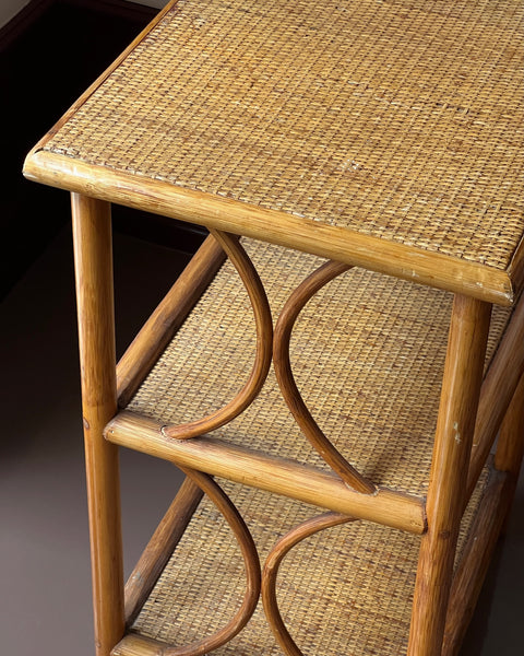 Vintage rattan table / etageres
