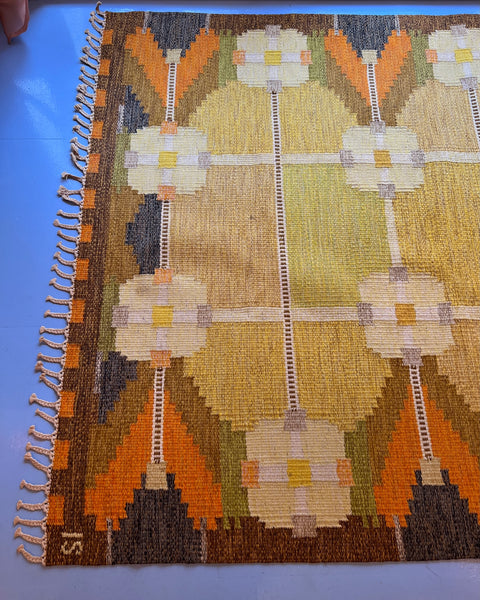 Vintage flat weave rug by Ingegerd Silow (IS)