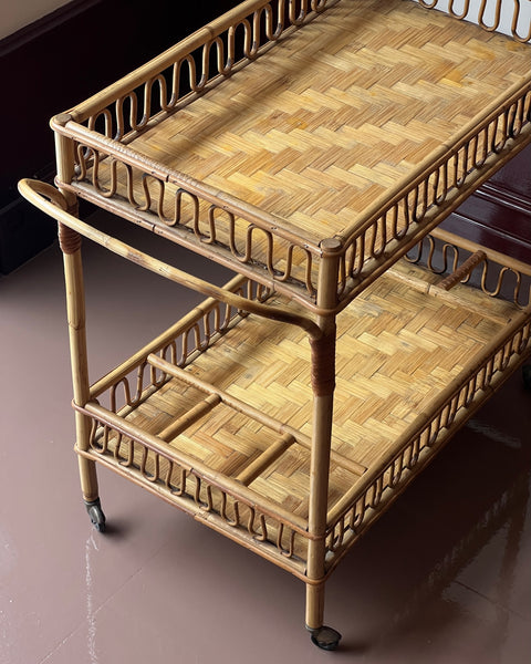 Vintage rattan trolley/table with wheels