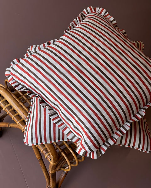 Anna-Lisa ruffled cushion - Rust