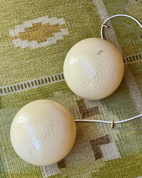 Vintage yellow swirl Murano oval ceiling lamp (D22) (2 available)