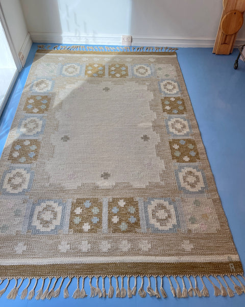 Vintage flat weave rug by Anna Johanna Ångström (Å)