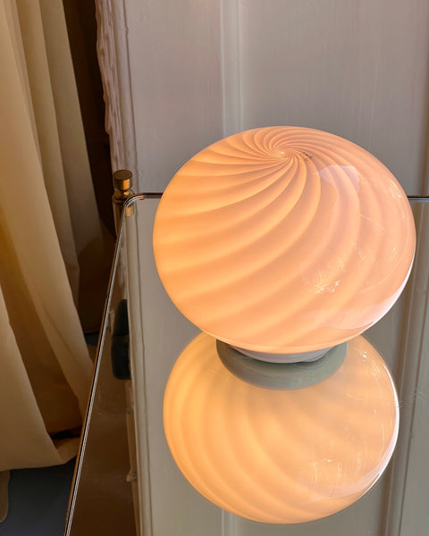 Vintage light pink swirl round Murano table lamp