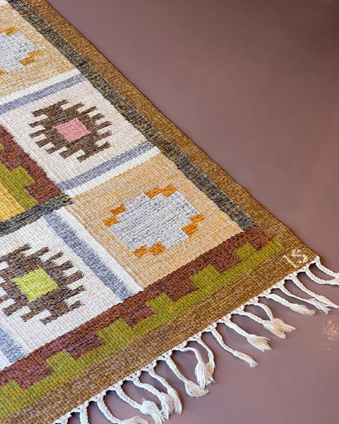 Vintage flat weave rug by Ingegerd Silow (IS)