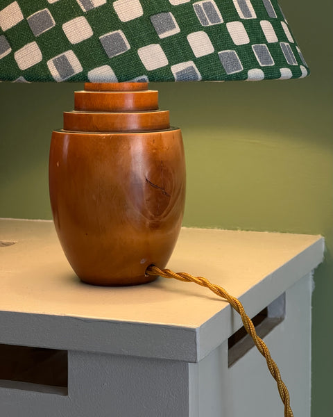 Vintage wooden table lamp (incl. lampshade)