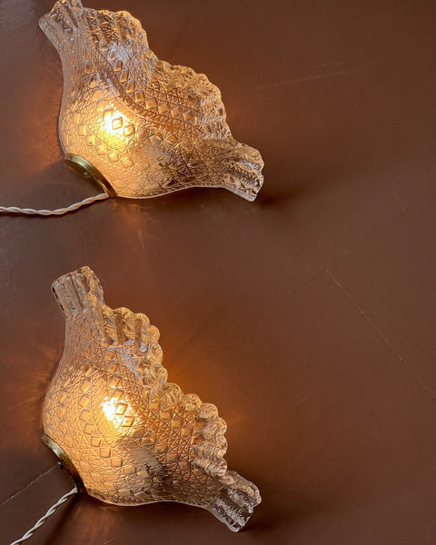 Vintage clear Murano shell wall lamp (2 available)