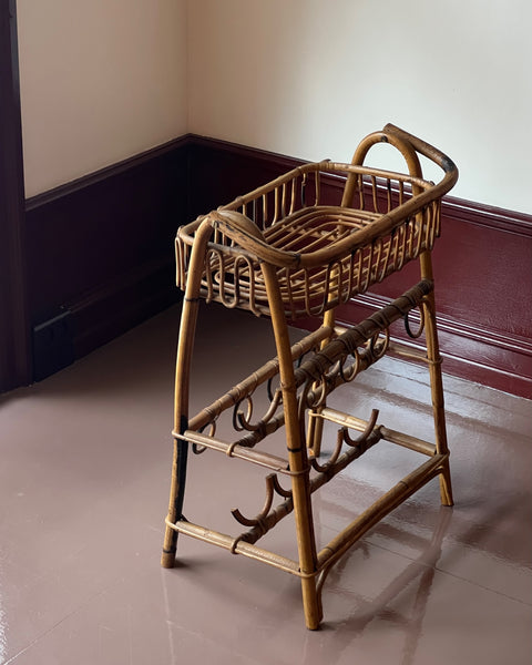 Vintage rattan table/wine rack