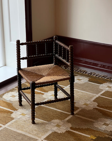 Vintage Bobbin corner chair