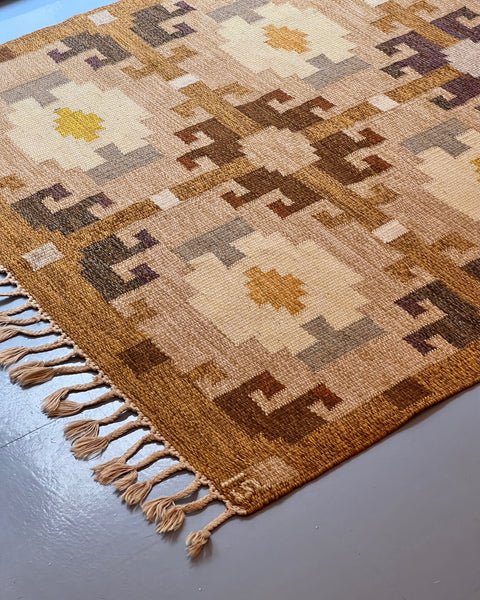 Vintage flat weave rug by Ingegerd Silow (IS)