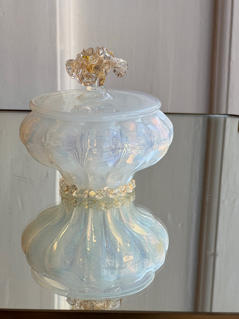 Vintage opal golden/white Murano bonbonniere