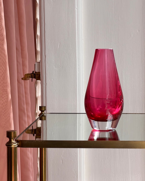 Vintage pink/red Murano vase