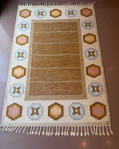 Vintage flat weave rug by Ingegerd Silow (IS)