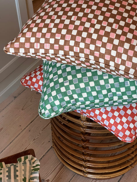 Faye cushion - Brown